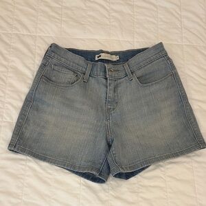 Levi Strauss Butter Mom Washed Denim Shorts Size 4